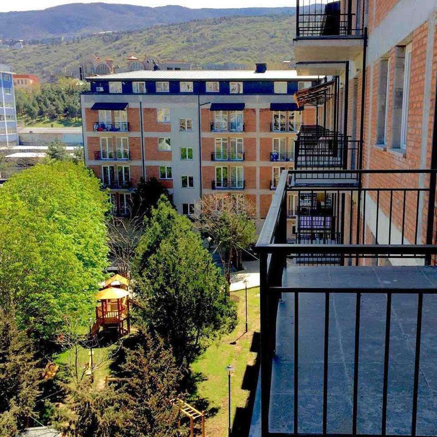 Sheni Saxli Jiqiaze Hostel Tbilisi Exterior photo